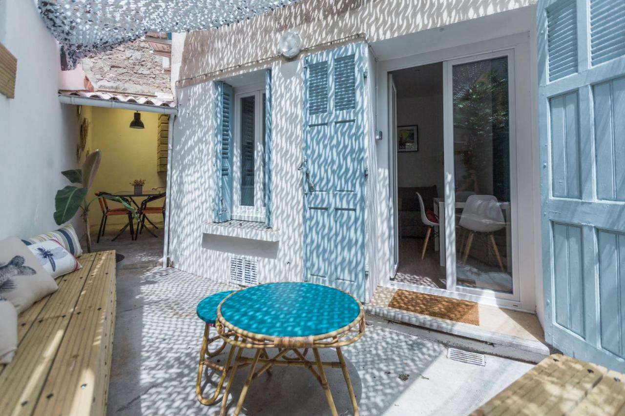 Le Petit Hyerois Lägenhet Hyères Exteriör bild